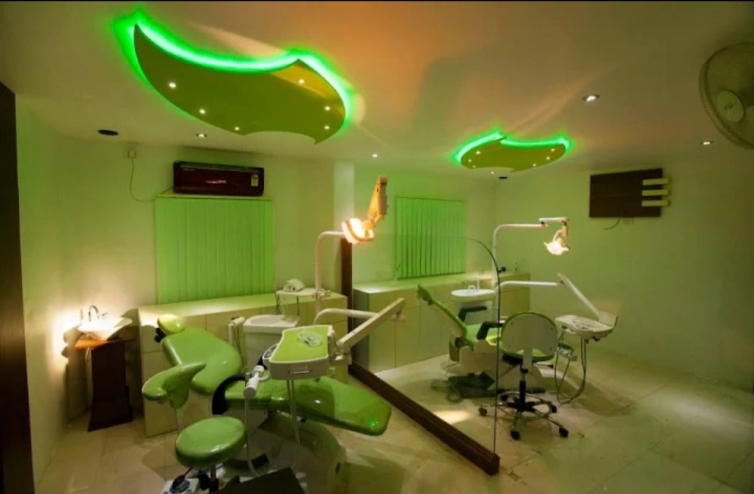 Dr.MANZUR'S DECARE DENTAL HOSPITAL